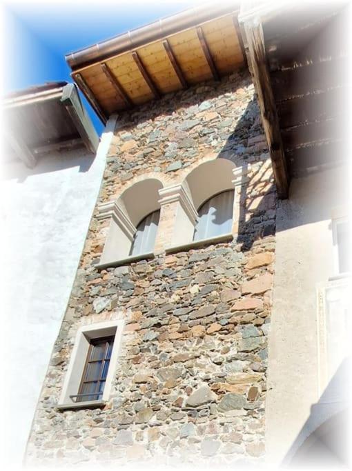 Antica Torre Del Castello Casa Ceresiana Villa Carabietta Exterior photo